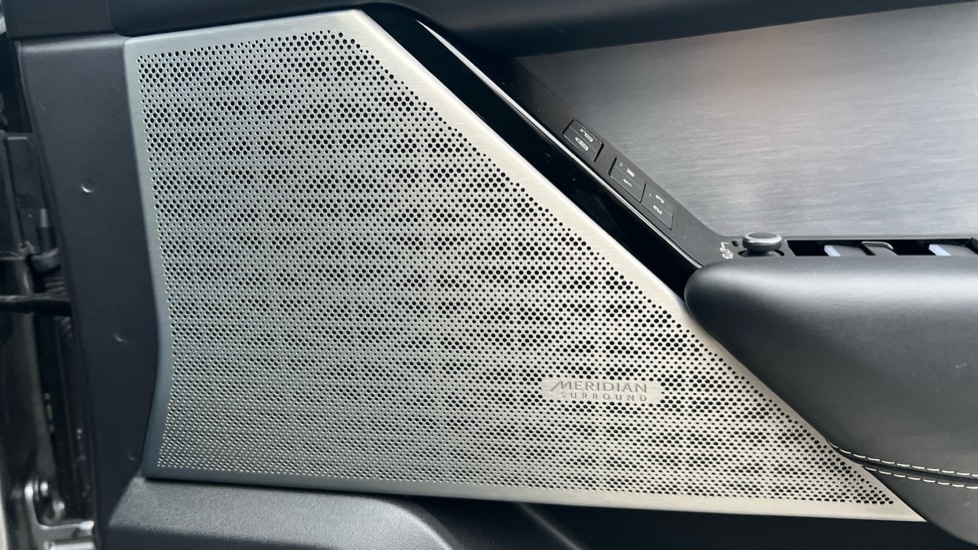 Used Land Rover Range Rover Velar 2022 for sale - 77082446: Photo 41