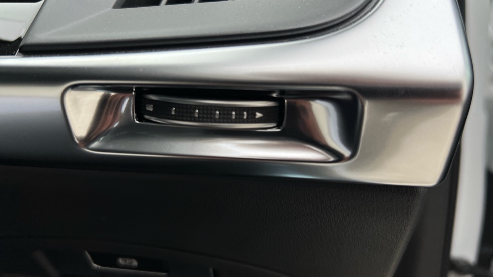 Used Jaguar I-Pace 2024 for sale - 76124782: Photo 68