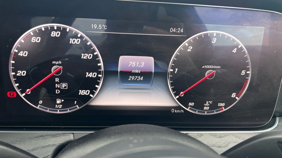 Used Mercedes-Benz E Class 2020 for sale - 76390157: Photo 13