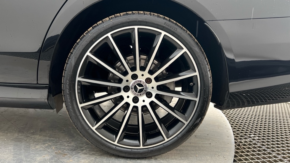 Used Mercedes-Benz E Class 2020 for sale - 76390157: Photo 18