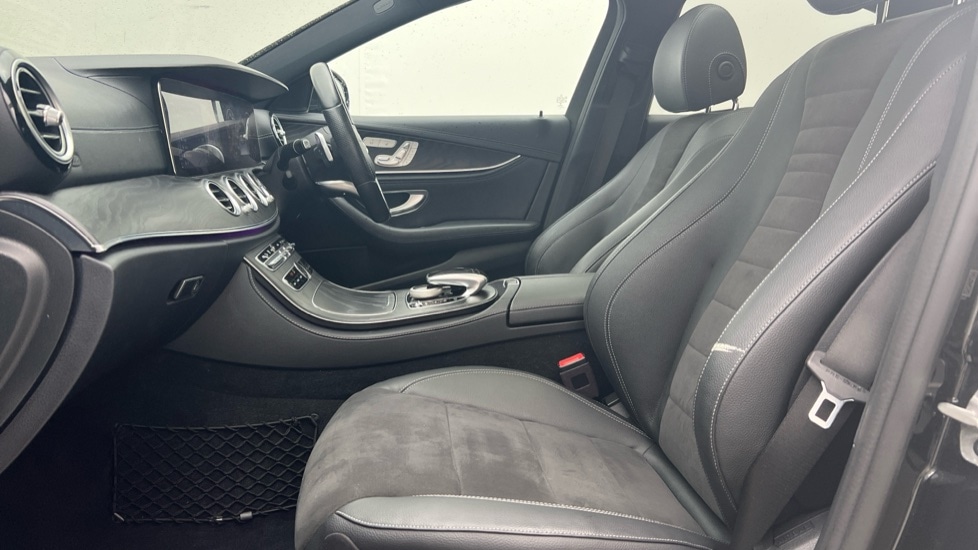 Used Mercedes-Benz E Class 2020 for sale - 76390157: Photo 40