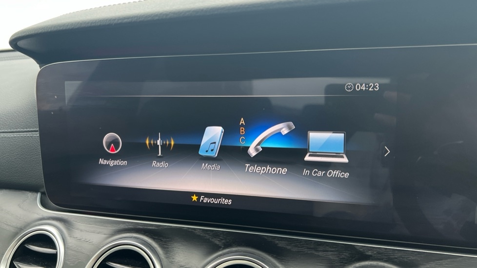 Used Mercedes-Benz E Class 2020 for sale - 76390157: Photo 42