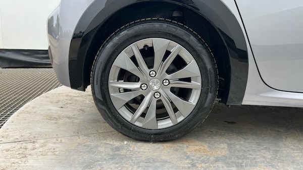 Used Peugeot 208 2020 for sale - 76297627: Photo 19