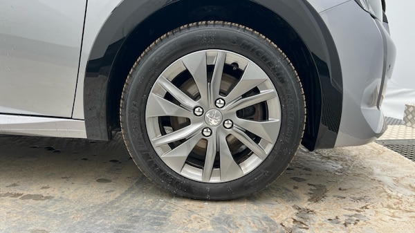 Used Peugeot 208 2020 for sale - 76297627: Photo 20