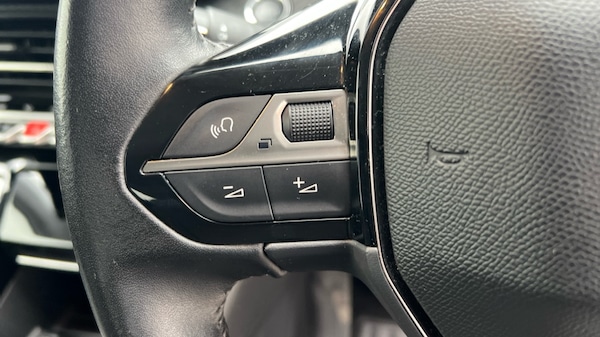 Used Peugeot 208 2020 for sale - 76297627: Photo 22