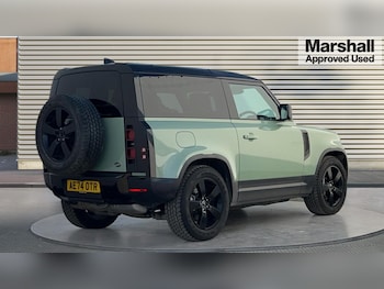 Used Land Rover Defender 2024 for sale - 75471700: Photo
