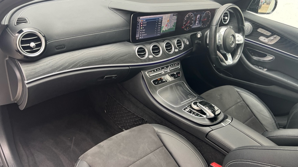 Used Mercedes-Benz E Class 2020 for sale - 76539998: Photo 10