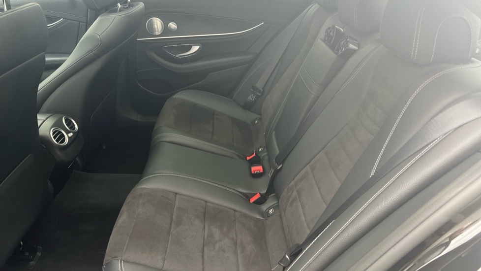 Used Mercedes-Benz E Class 2020 for sale - 76539998: Photo 14