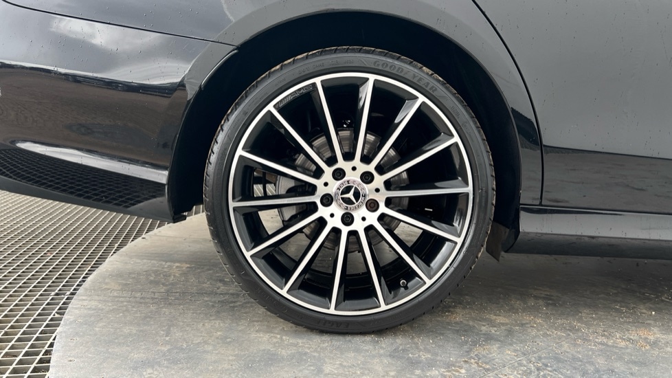 Used Mercedes-Benz E Class 2020 for sale - 76539998: Photo 19