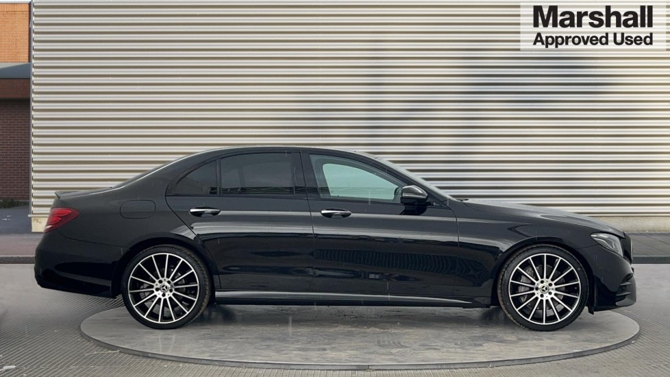 Used Mercedes-Benz E Class 2020 for sale - 76539998: Photo 2