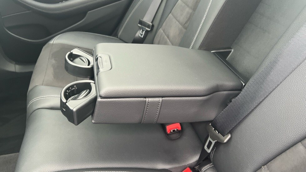 Used Mercedes-Benz E Class 2020 for sale - 76539998: Photo 39