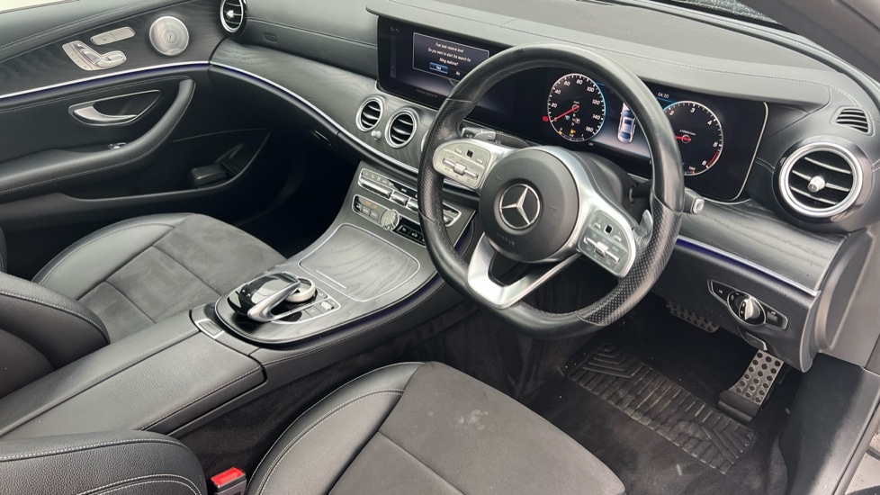 Used Mercedes-Benz E Class 2020 for sale - 76539998: Photo 9