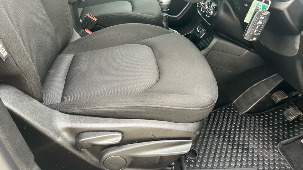 Used Jeep Renegade 2016 for sale - 76447325: Photo 35