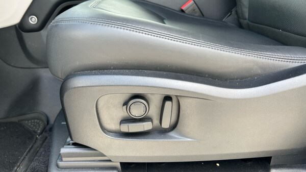 Used Land Rover Defender 2024 for sale - 75541115: Photo 30