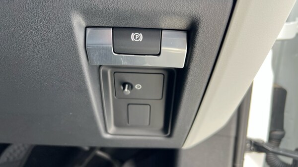 Used Land Rover Defender 2024 for sale - 75541115: Photo 42