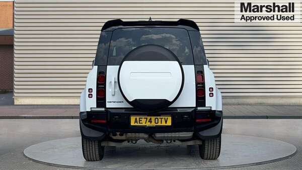 Used Land Rover Defender 2024 for sale - 75541115: Photo 4