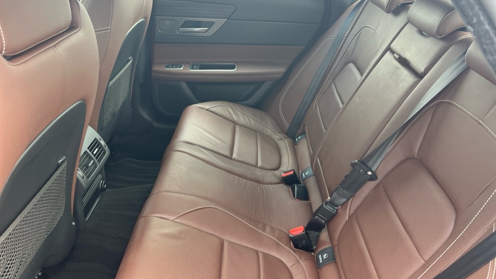 Used Jaguar XF 2015 for sale - 76526505: Photo 14