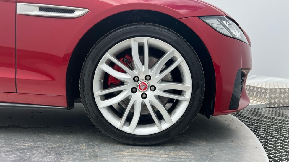 Used Jaguar XF 2015 for sale - 76526505: Photo 20