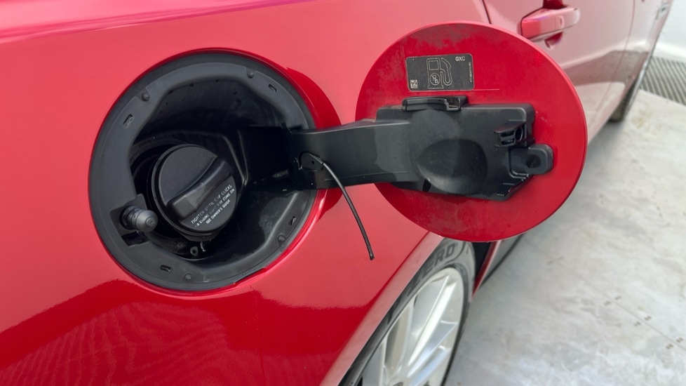 Used Jaguar XF 2015 for sale - 76526505: Photo 21