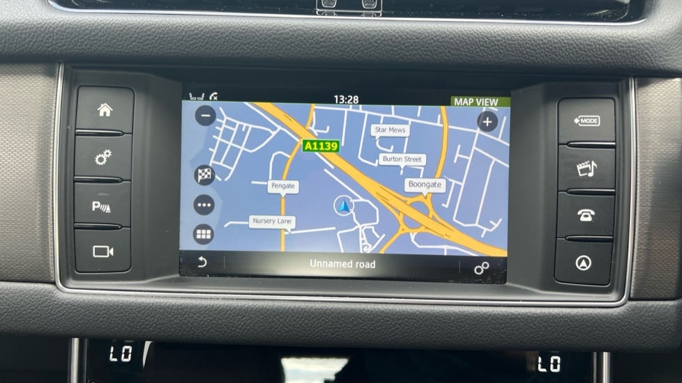 Used Jaguar XF 2015 for sale - 76526505: Photo 27