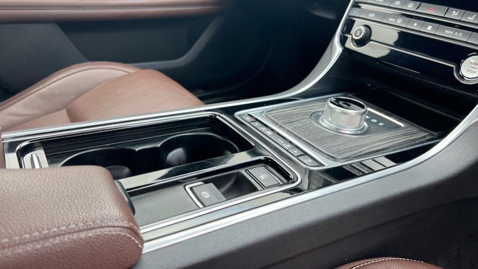 Used Jaguar XF 2015 for sale - 76526505: Photo 28