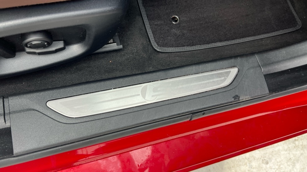 Used Jaguar XF 2015 for sale - 76526505: Photo 42