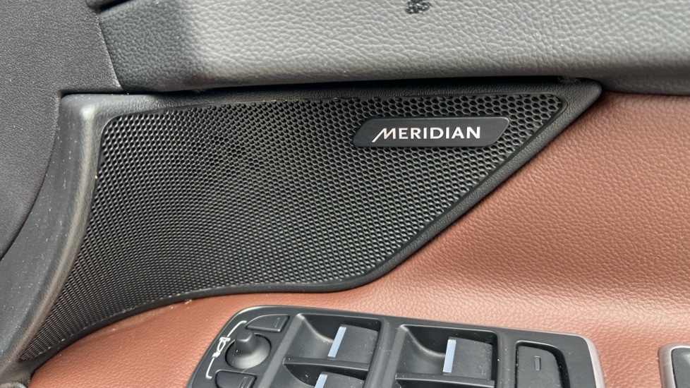 Used Jaguar XF 2015 for sale - 76526505: Photo 47