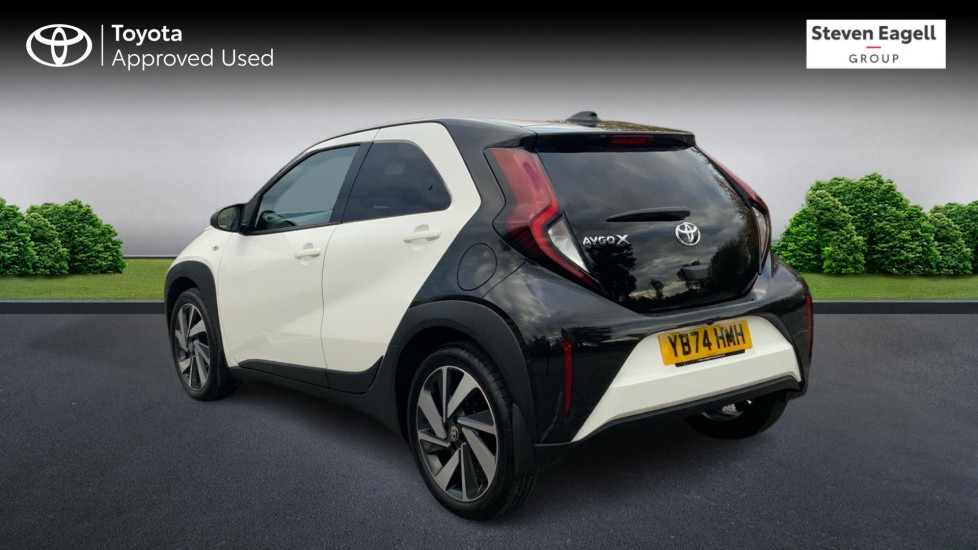Used Toyota Aygo X 2024 for sale - 76302370: Photo 4