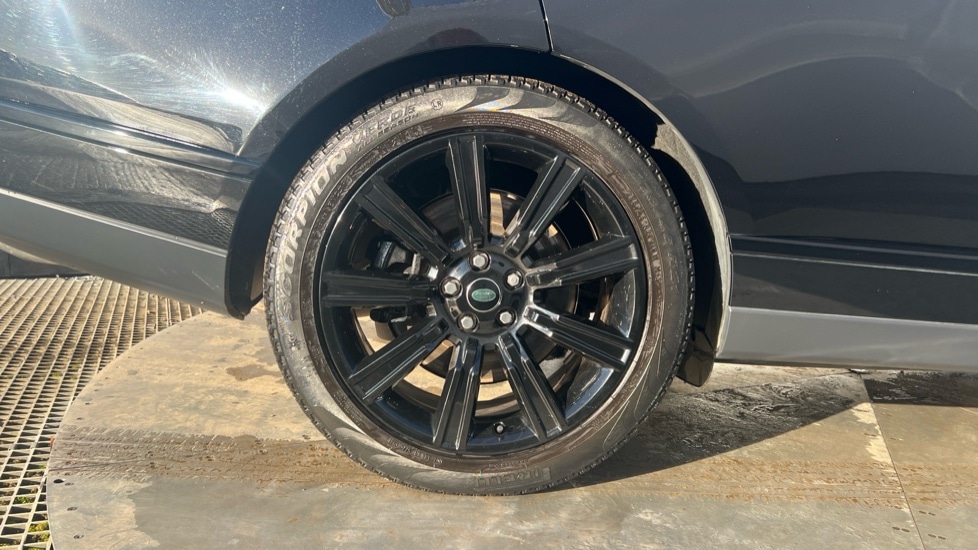 Used Land Rover Range Rover 2021 for sale - 76928010: Photo 19