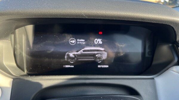 Used Land Rover Range Rover Velar 2024 for sale - 76180188: Photo 16