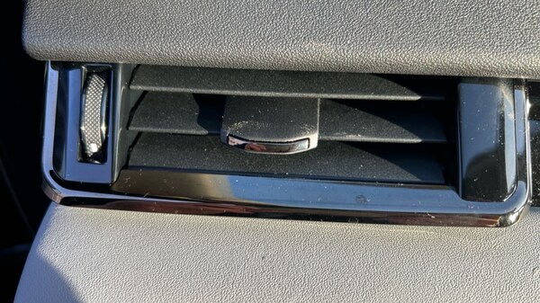 Used Land Rover Range Rover Velar 2024 for sale - 76180188: Photo 48