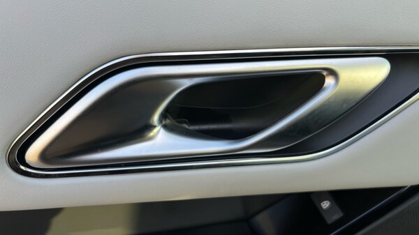Used Land Rover Range Rover Velar 2024 for sale - 76180188: Photo 52