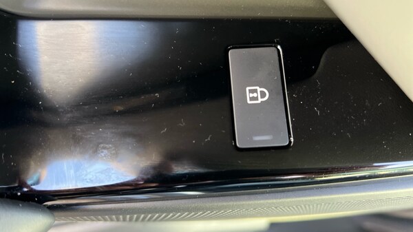 Used Land Rover Range Rover Velar 2024 for sale - 76180188: Photo 53