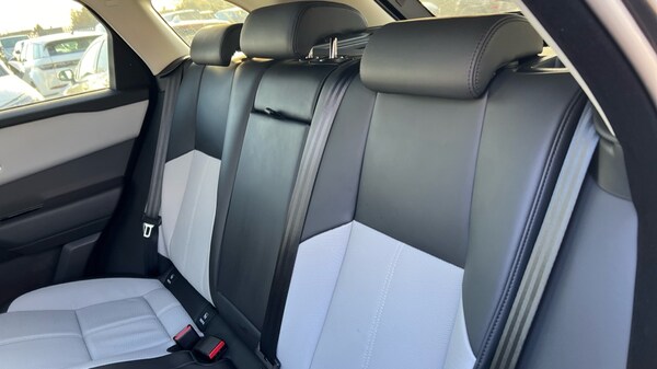 Used Land Rover Range Rover Velar 2024 for sale - 76180188: Photo 58