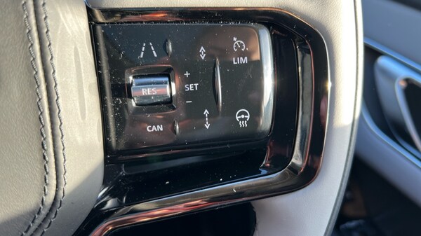 Used Land Rover Range Rover Velar 2024 for sale - 76180188: Photo 82
