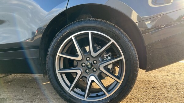 Used Land Rover Range Rover Velar 2024 for sale - 76180188: Photo 8
