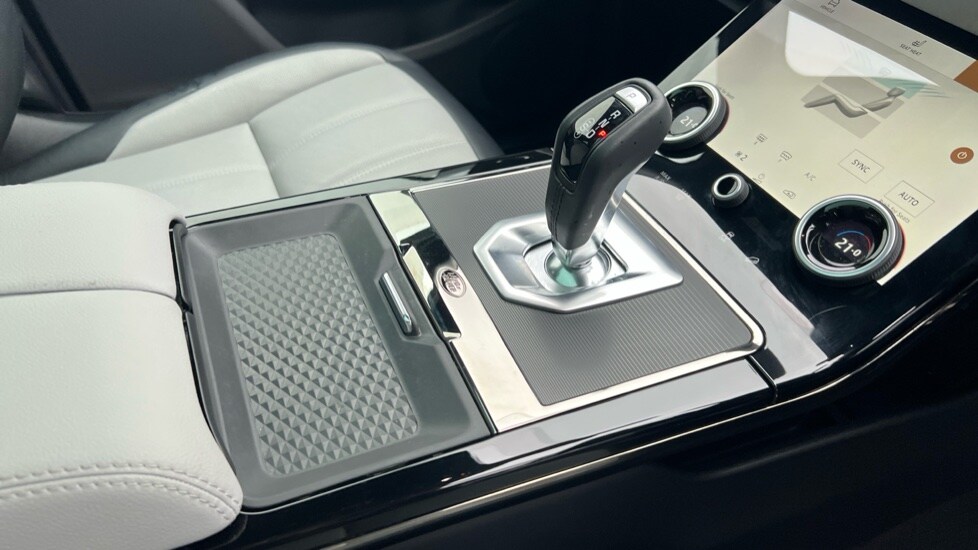 Used Land Rover Range Rover Evoque 2023 for sale - 77021850: Photo 28