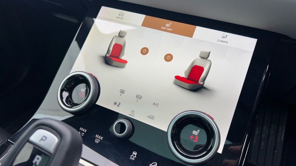 Used Land Rover Range Rover Evoque 2023 for sale - 77021850: Photo 32