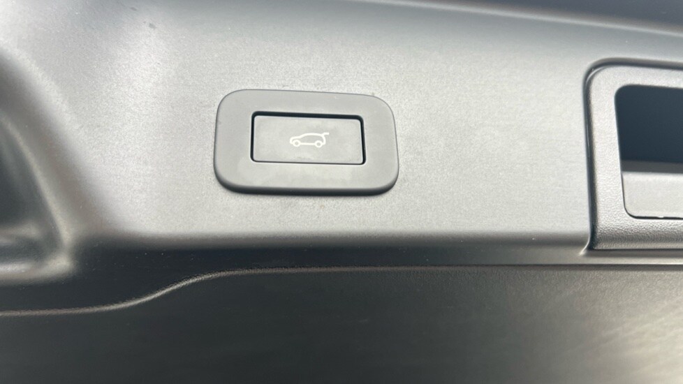 Used Land Rover Range Rover Evoque 2023 for sale - 77021850: Photo 35