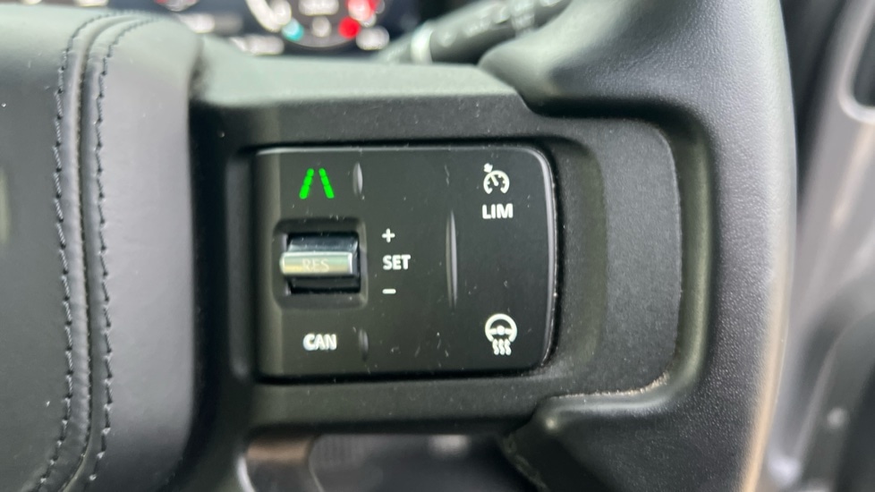 Used Land Rover Defender 2024 for sale - 77075567: Photo 22