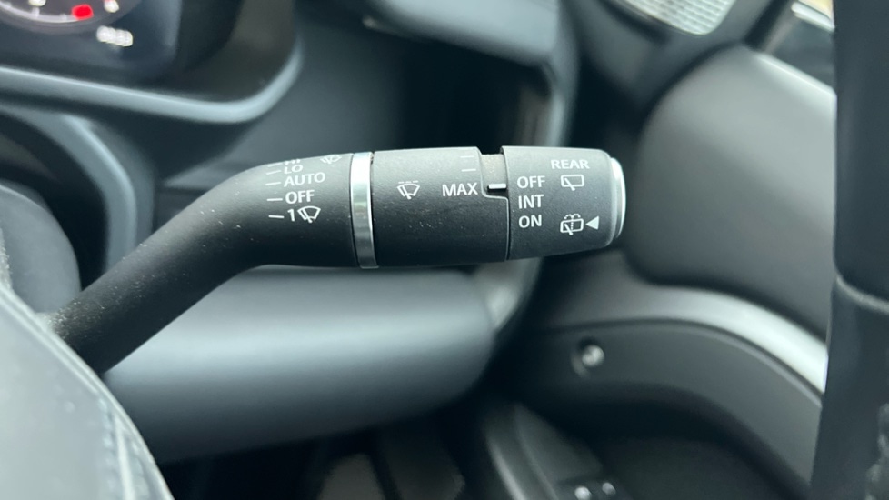 Used Land Rover Defender 2024 for sale - 77075567: Photo 24