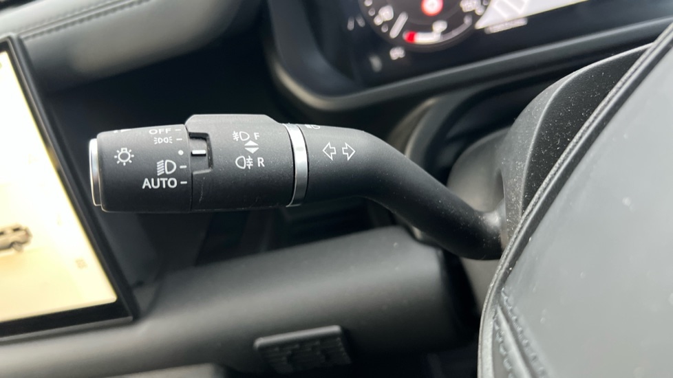 Used Land Rover Defender 2024 for sale - 77075567: Photo 25