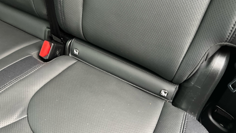 Used Land Rover Defender 2024 for sale - 77075567: Photo 42