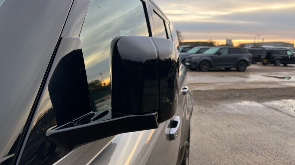 Used Land Rover Defender 2024 for sale - 77075567: Photo 49