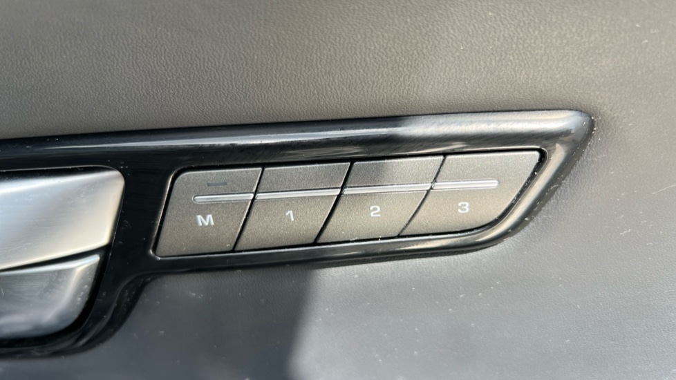 Used Land Rover Range Rover Evoque 2016 for sale - 76104357: Photo 42