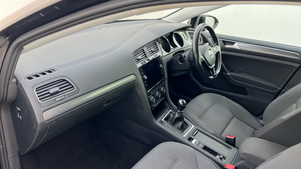 Used Volkswagen Golf 2020 for sale - 76901335: Photo 10