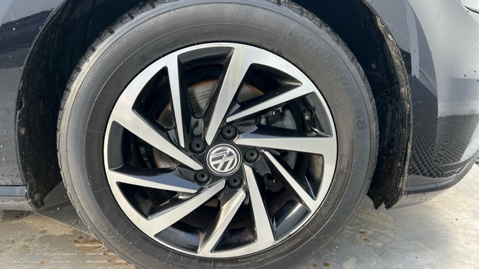 Used Volkswagen Golf 2020 for sale - 76901335: Photo 20