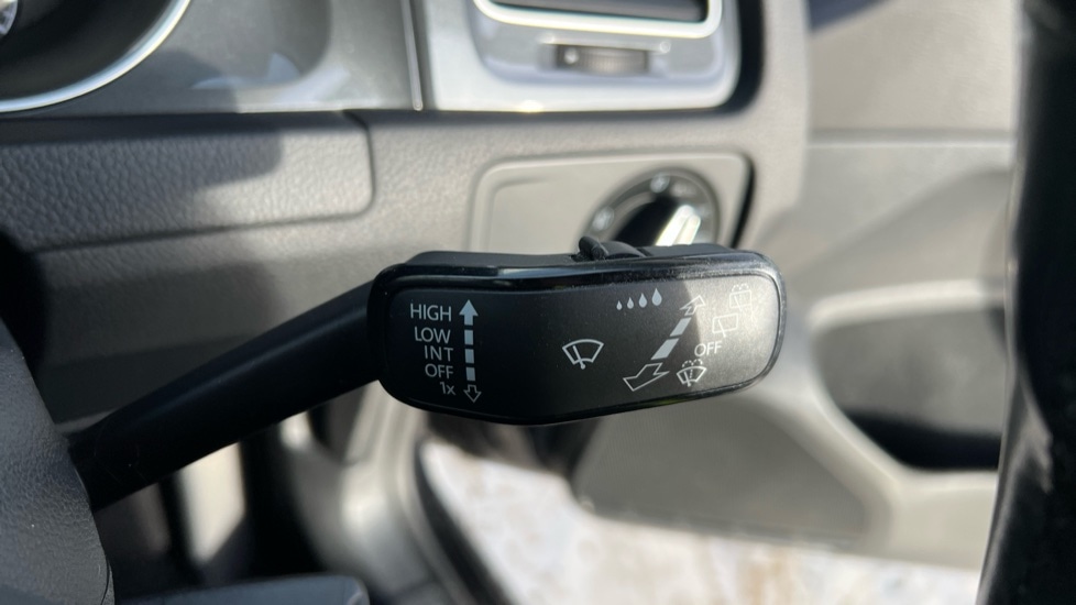 Used Volkswagen Golf 2020 for sale - 76901335: Photo 24