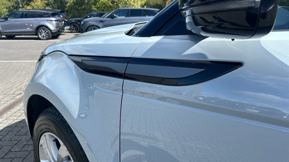 Used Land Rover Range Rover Evoque 2024 for sale - 76915080: Photo 20