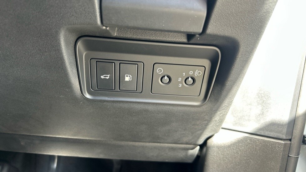 Used Land Rover Range Rover Evoque 2024 for sale - 76915080: Photo 36